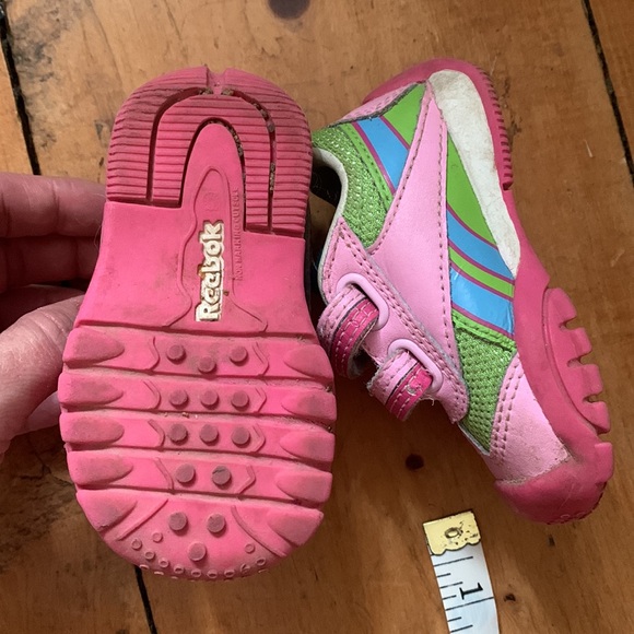 Reebok walkers - Picture 15 of 15